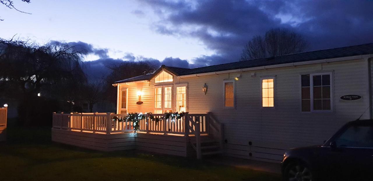 Caravan In The Cotswolds Vila Cirencester Exterior foto