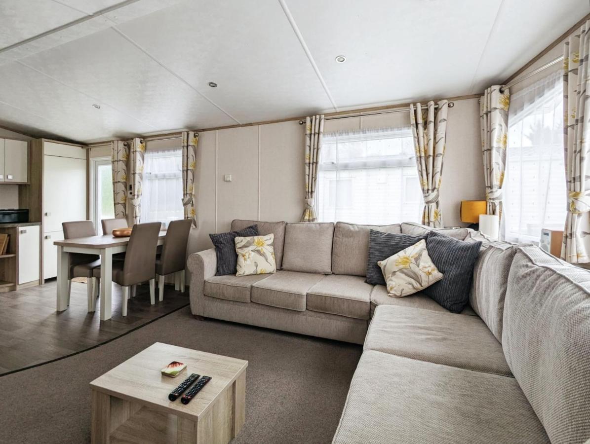Caravan In The Cotswolds Vila Cirencester Exterior foto